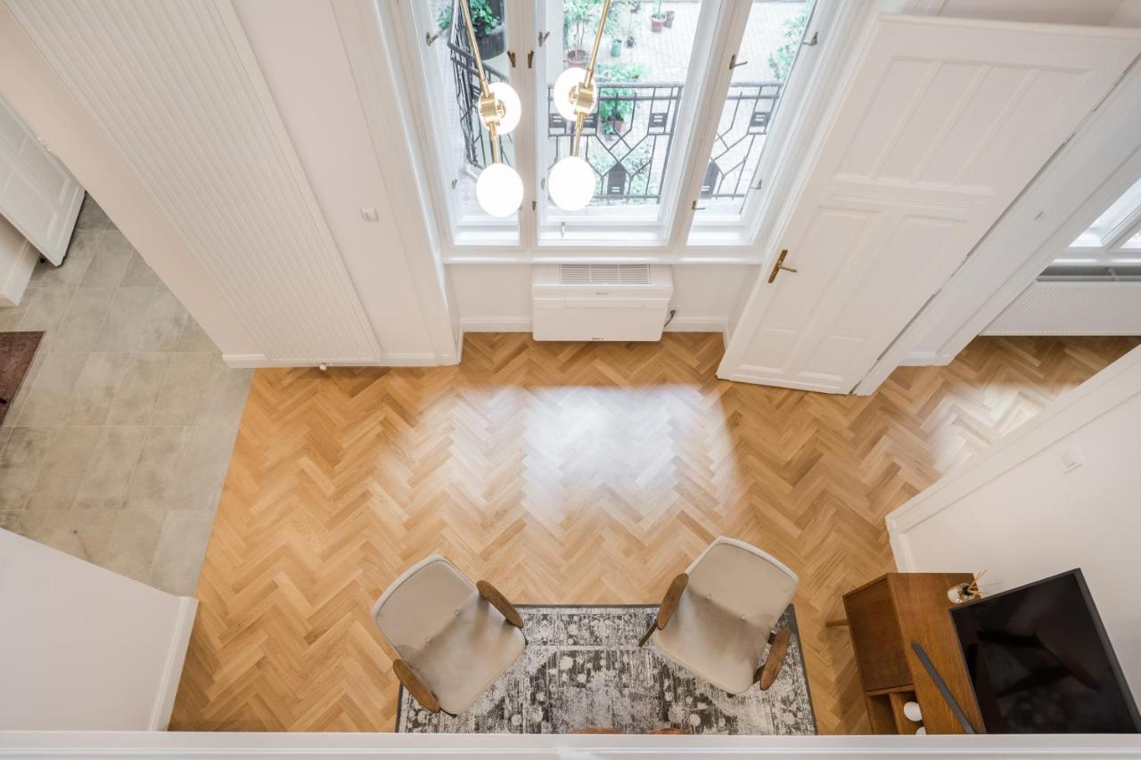 Bpr Scandi - Designer At Kiraly Street With Ac Budapest