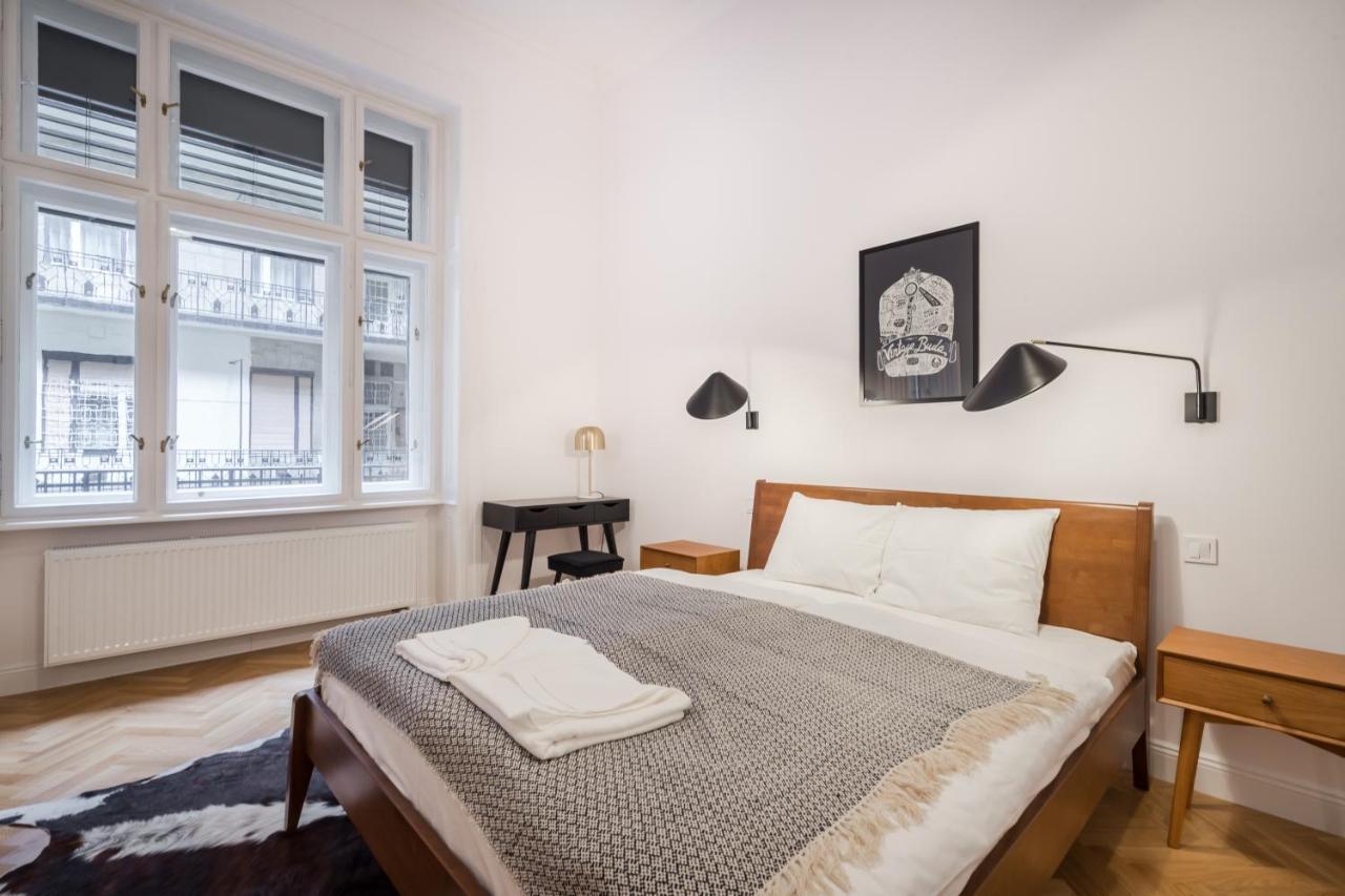 Bpr Scandi - Designer At Kiraly Street With Ac Apartment Budapest